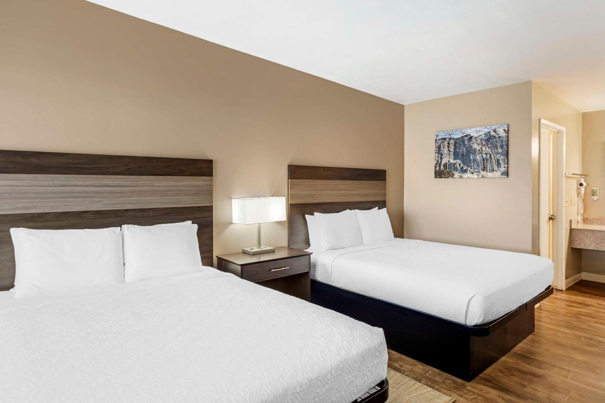 Best Western China Lake Inn Ridgecrest Bagian luar foto