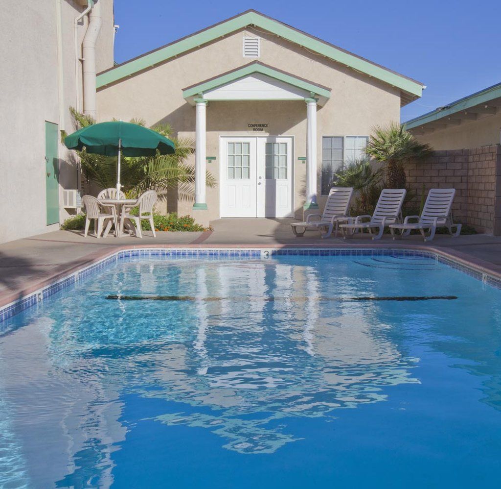 Best Western China Lake Inn Ridgecrest Bagian luar foto